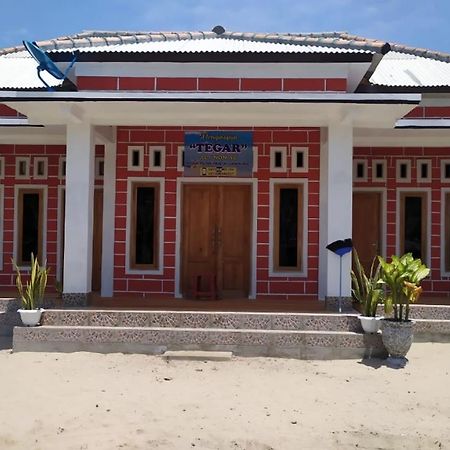 Penginapan Tegar Sawarna Exterior photo